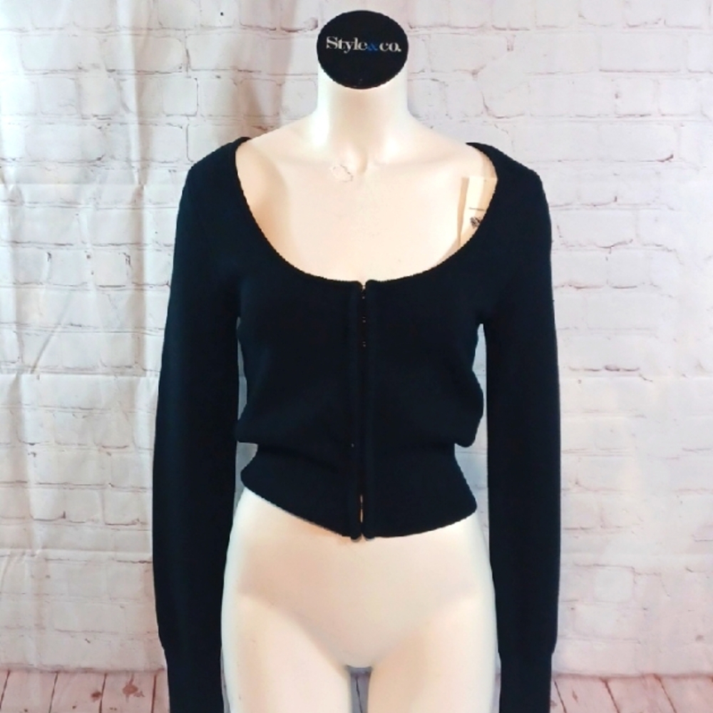 Abercombie & Finch Y2K  Womans Black Scoop Black Hook  Front Carnigan  Sweater S